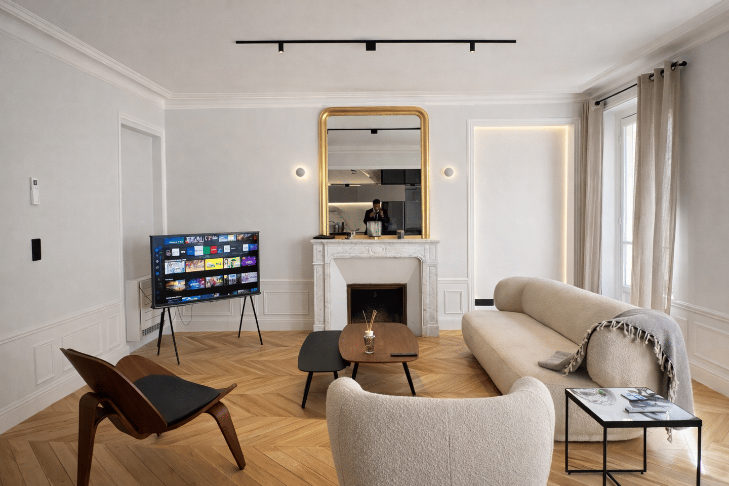 Appartement 4 pièces 91 m² · à Paris 16ème Arrondissement · 91 m² · 5 700 €/mois