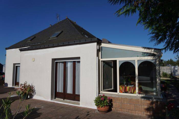 Maison 10 pièces 198 m² · à Réguiny · 197,7 m² · 260 000 €