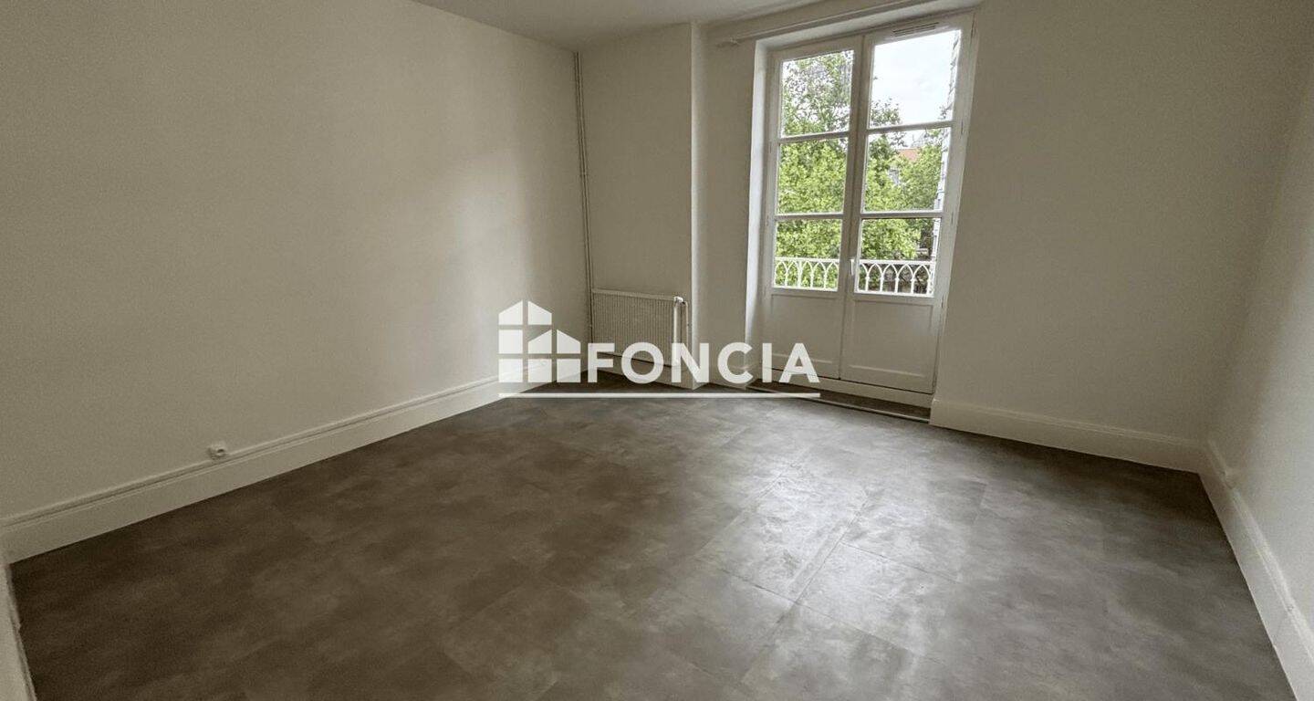 Appartement 2 pièces 62 m² · à Lyon 7ème Arrondissement · 62 m² · 899 €