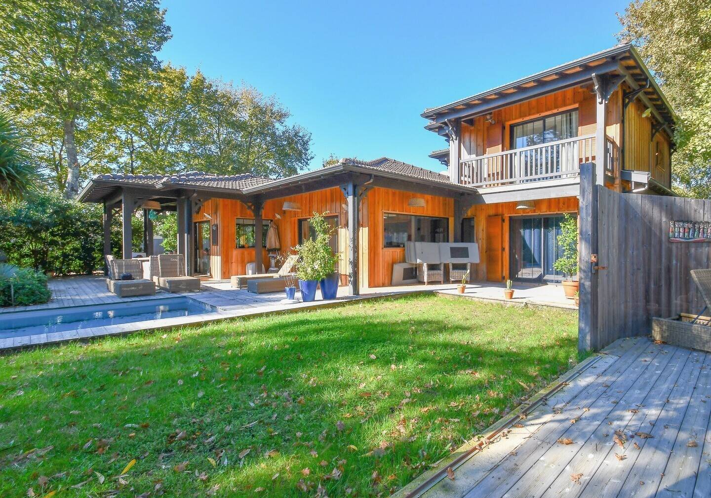 Maison 8 pièces 220 m² · à Lège-Cap-Ferret · 220 m² · 1 190 000 €