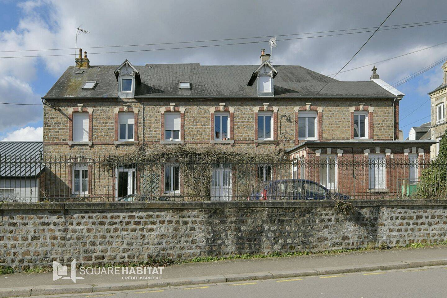 Maison 12 pièces 237 m² · à Flers · 237 m² · 229 000 €