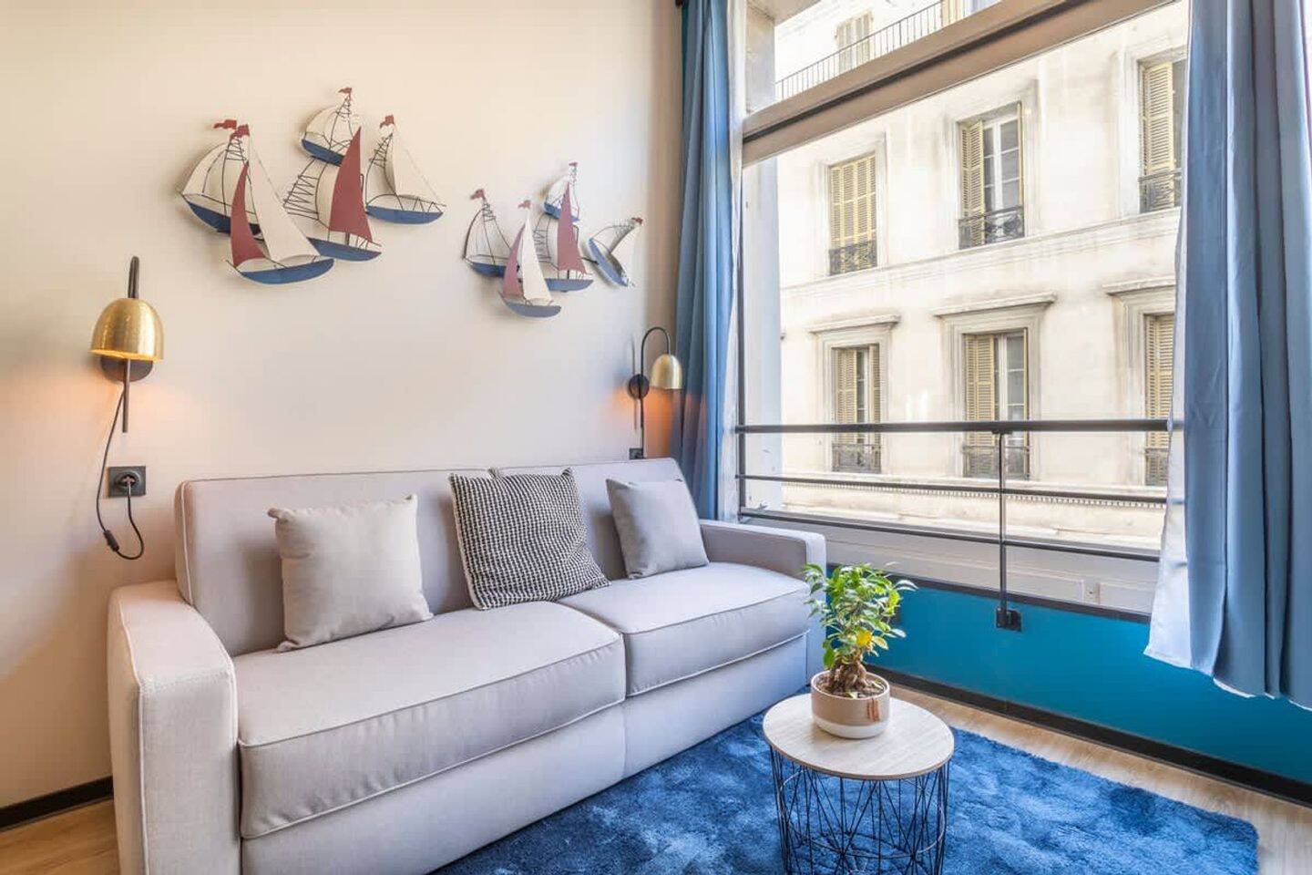 Appartement 1 pièce · à Marseille 1er Arrondissement · 1 800 €/mois
