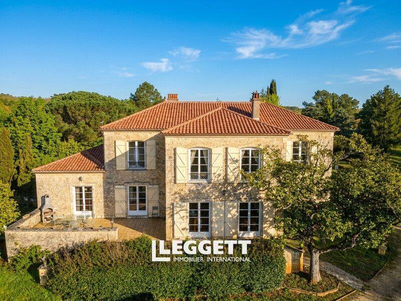 Maison 10 pièces 440 m² · à Prayssac · 440 m² · 798 000 €