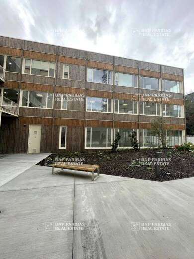 Espace bureau à vendre 96 710 € 2 896 m² de bureaux divisible à partir de 51 m² Île de Nantes Nantes 44200