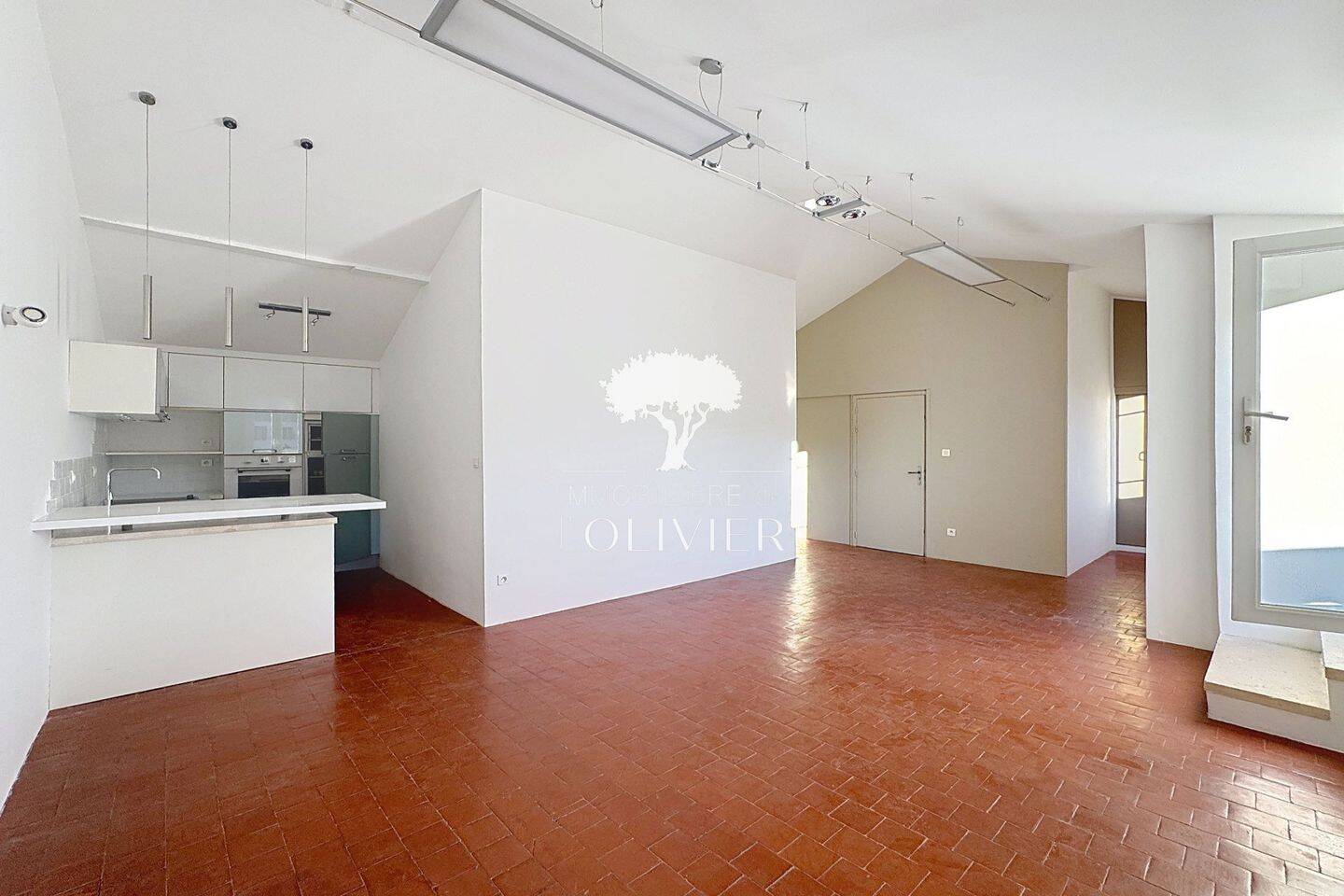 Appartement 3 pièces 71 m² · à Apt · 71 m² · 797 €