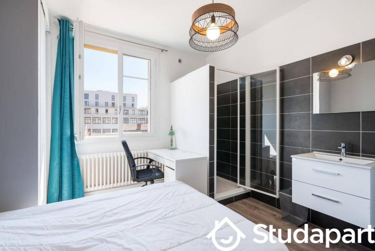1 pièce 10 m² · à Lyon 6ème Arrondissement · 10 m² · 667 €/mois