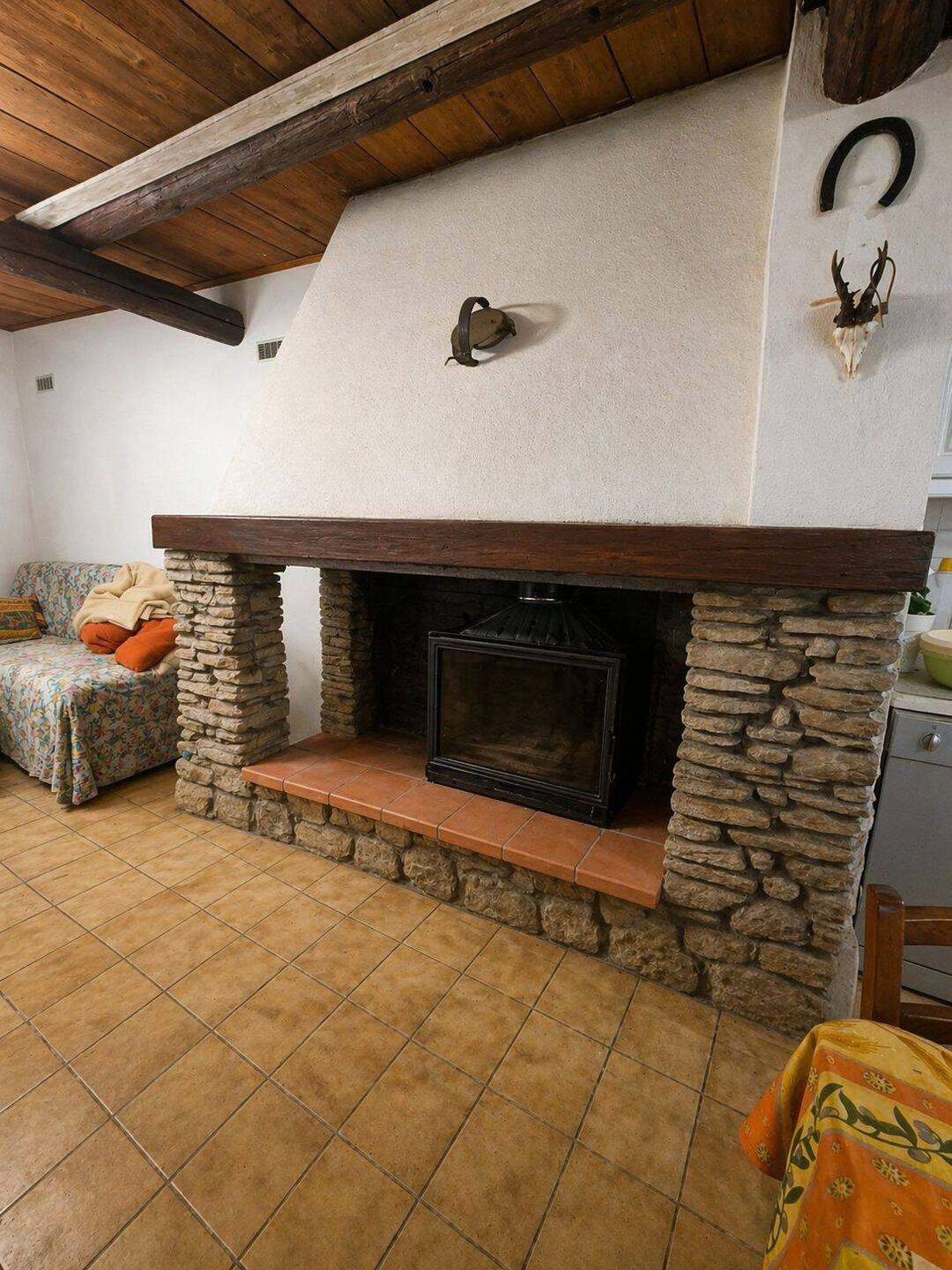Maison 3 pièces 87 m² · à La Verdière · 86,7 m² · 80 000 €