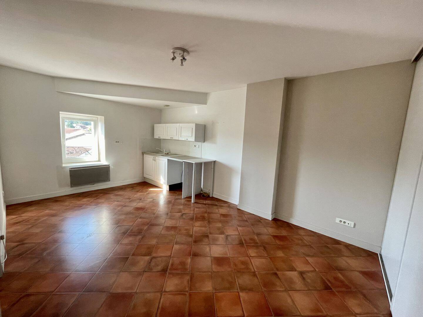 Appartement 2 pièces 34 m² · à Saint-Laurent-d'Agny · 34,2 m² · 560 €/mois