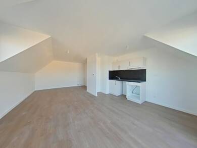 Appartement à louer 798 € 3 pièces 2 chambres 58 m² 3ème étage Montbazon 37250