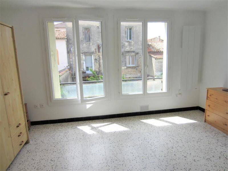 Appartement 1 pièce 27 m² · à Montpellier · 27,1 m² · 576 €