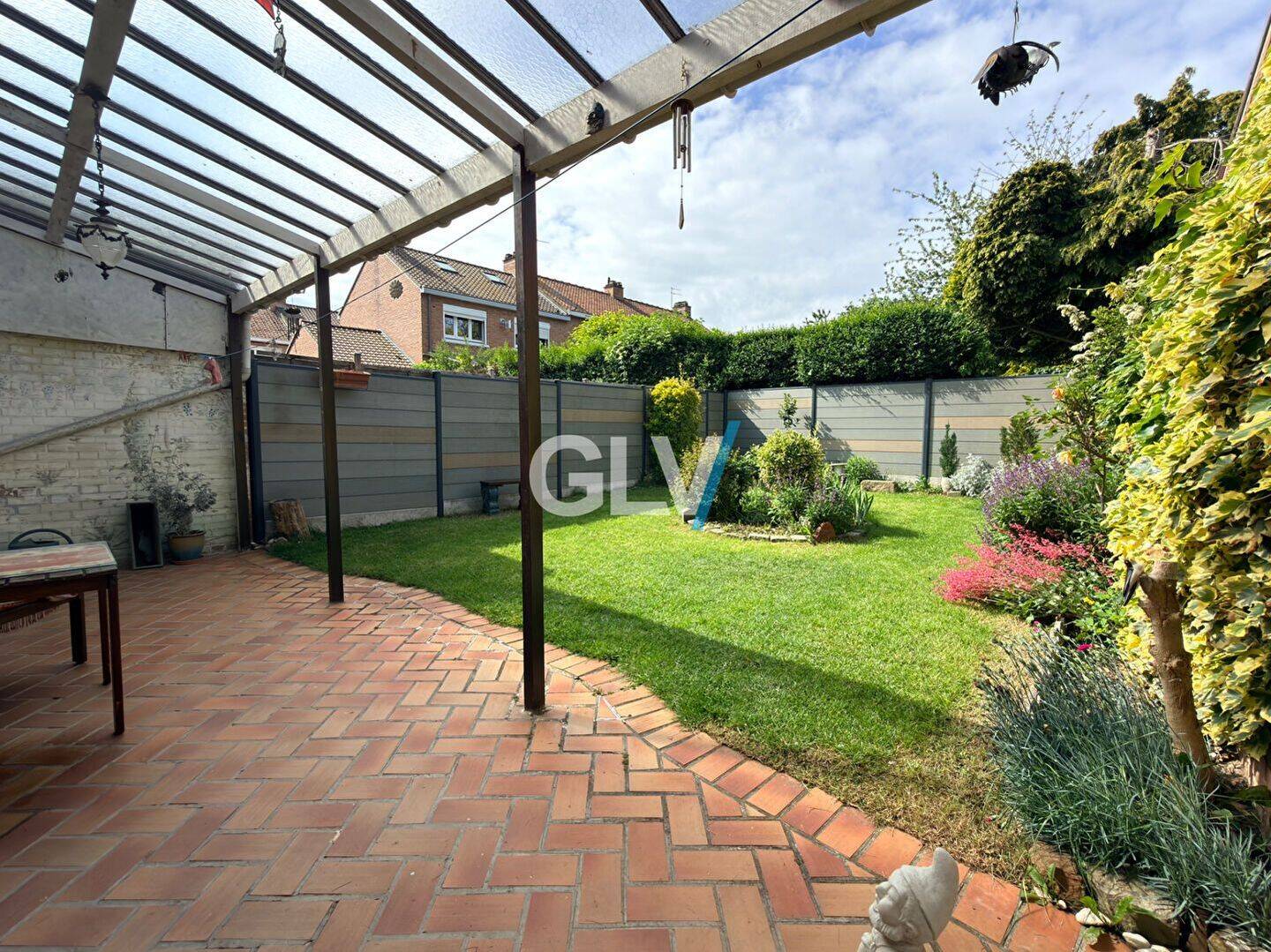 Maison 6 pièces 86 m² · à Faches-Thumesnil · 86 m² · 242 000 €