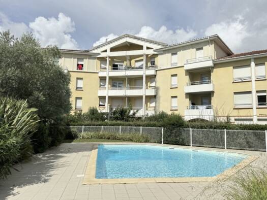 Appartement à vendre 112 000 € 2 pièces 1 chambre 38 m² RDC/3 Plaisance-du-Touch 31830