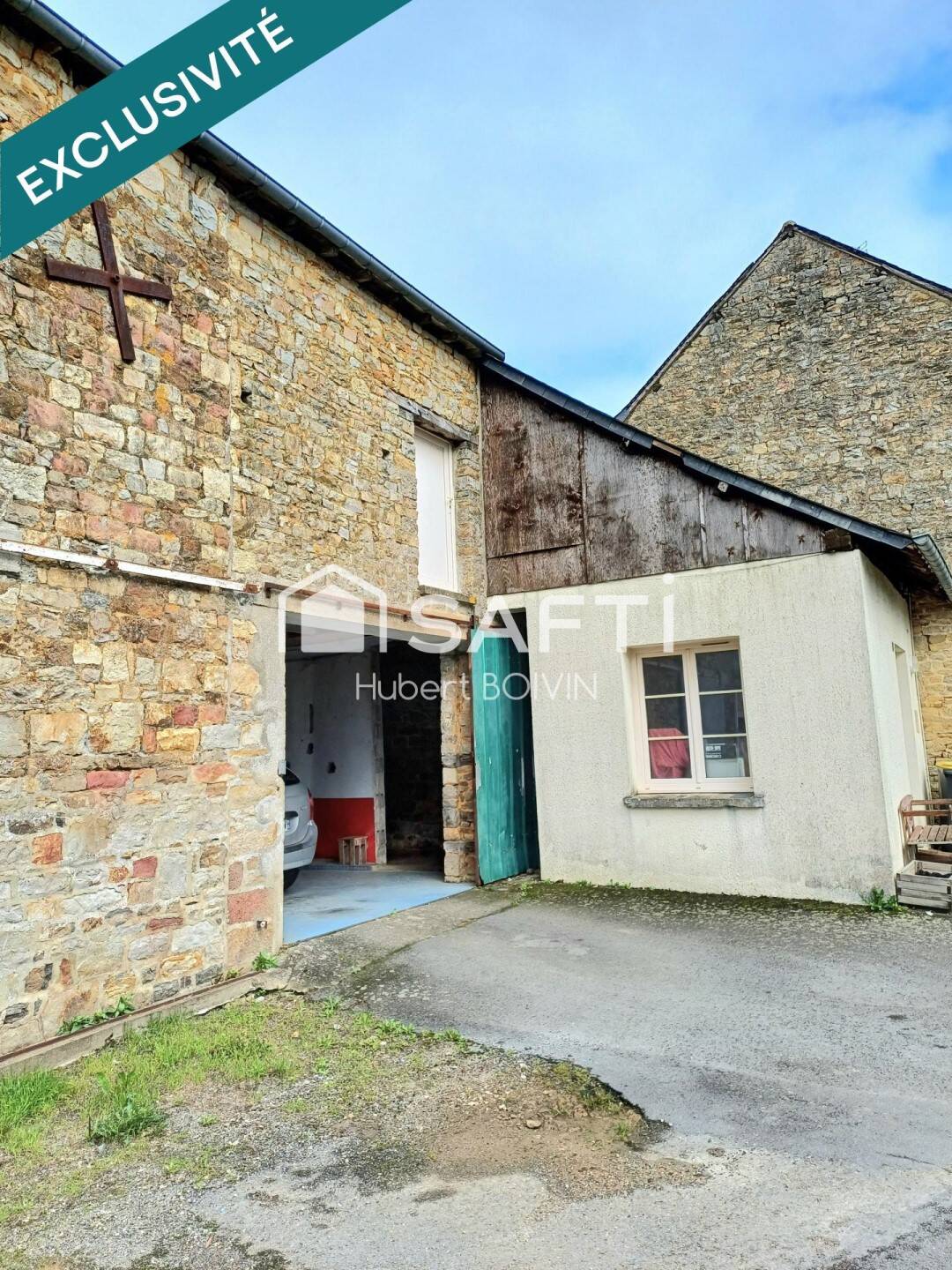 Maison 1 pièce 130 m² · à Gahard · 130 m² · 55 000 €