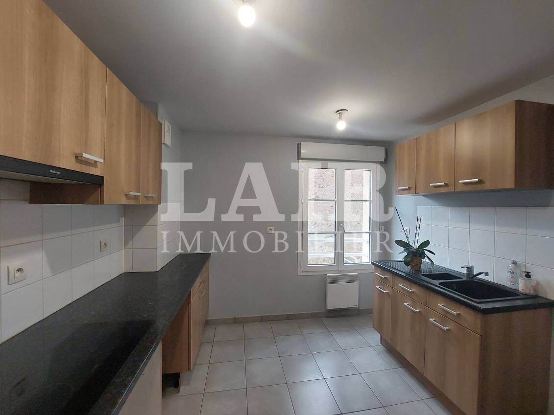 Appartement 4 pièces 94 m² · à Alençon · 94 m² · 930 €/mois