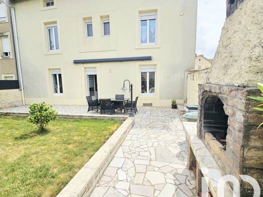 Immeuble à vendre 324 900 € 218 m² Valleroy 54910