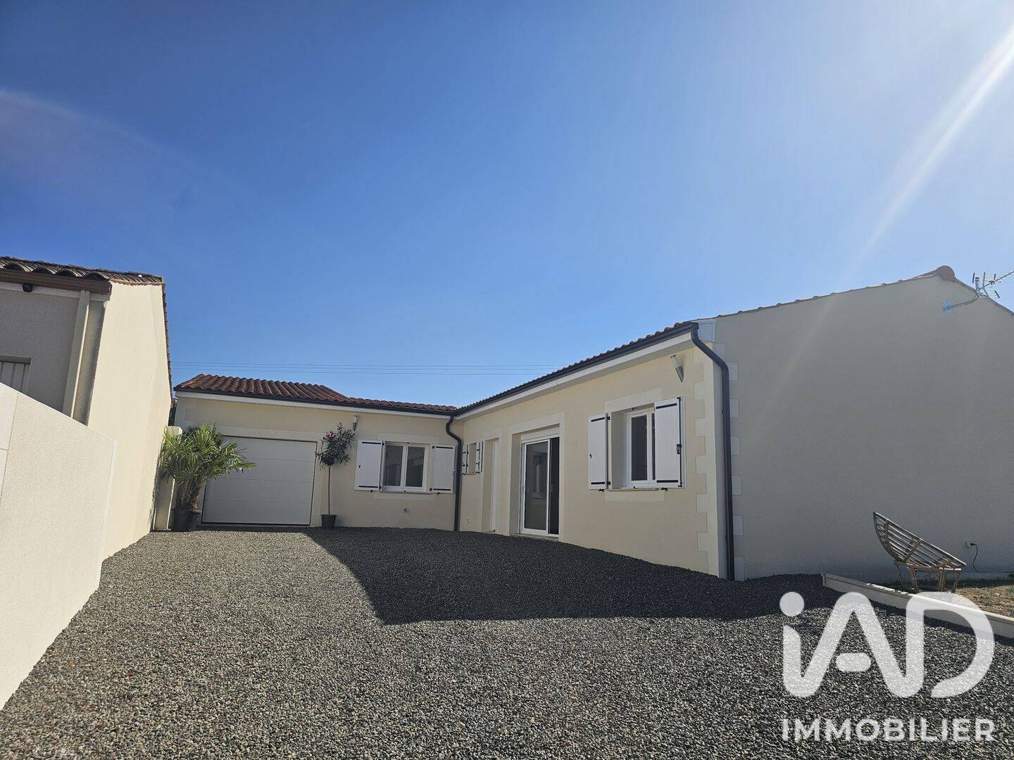 Maison 5 pièces 121 m² · à Fontenet · 121 m² · 220 000 €