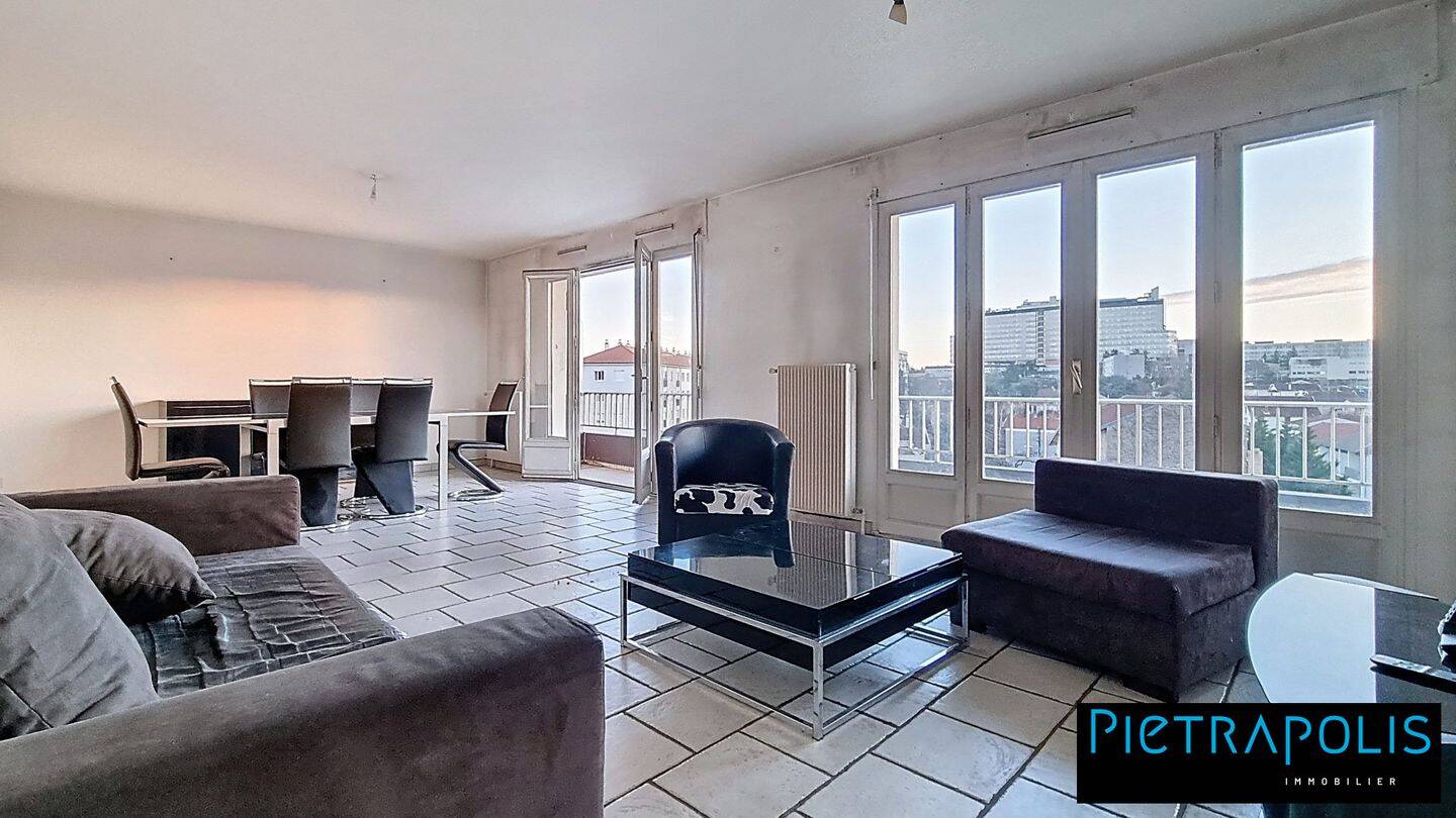 Appartement 4 pièces 93 m² · à Lyon 3ème Arrondissement · 93 m² · 245 000 €