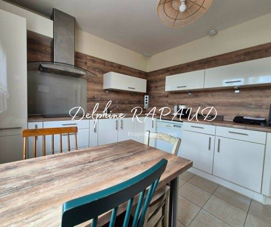 Maison 7 pièces 138 m² · à Nogent-le-Rotrou · 138 m² · 199 000 €