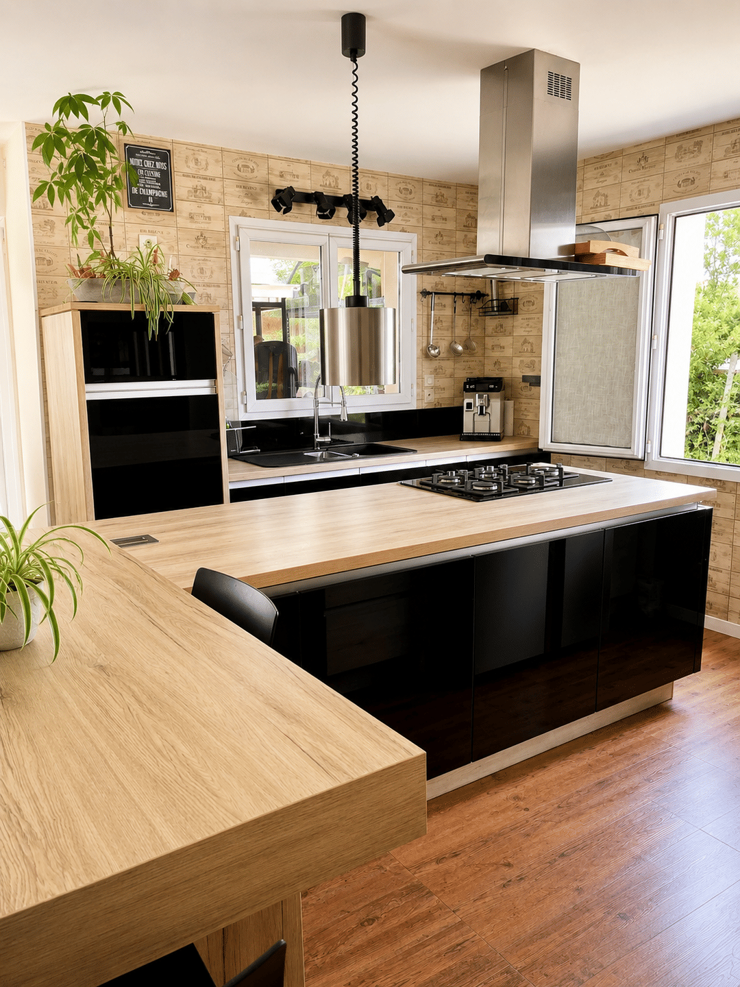 Maison 4 pièces 96 m² · à Saint-Vivien · 96 m² · 405 000 €