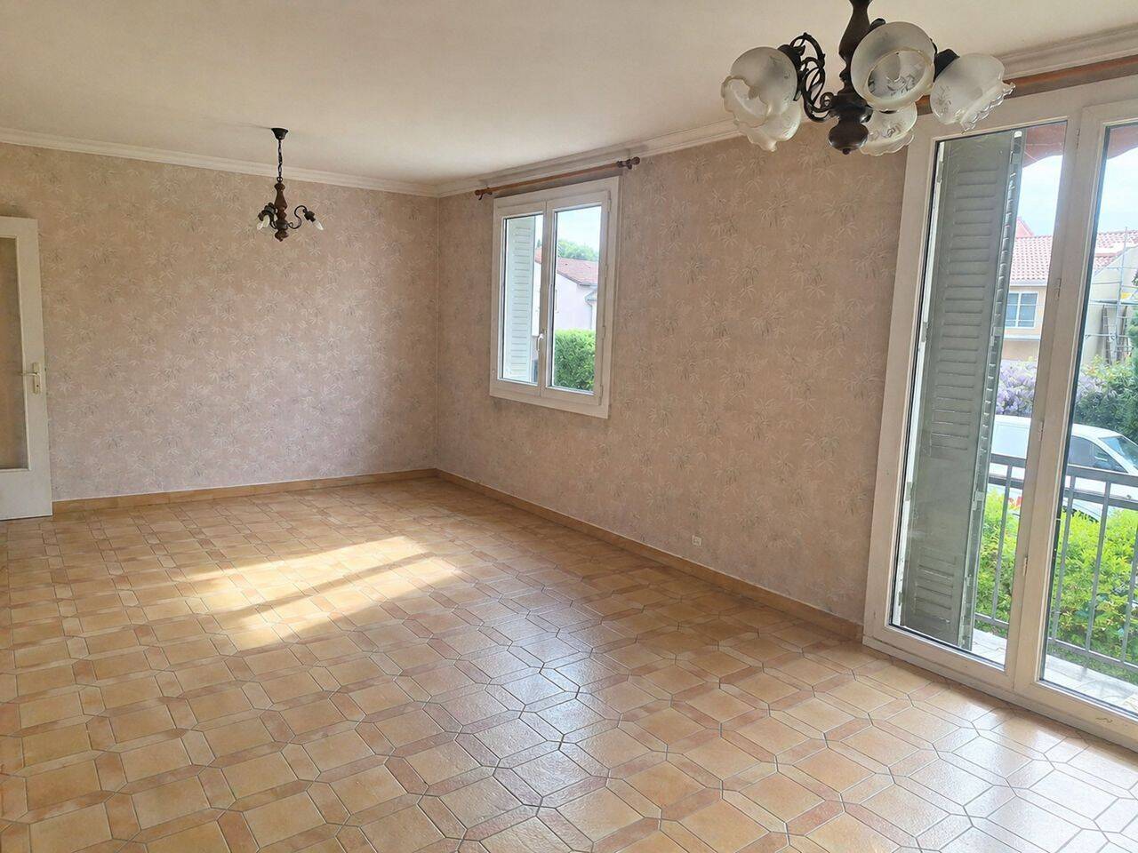 Appartement 4 pièces 84 m² · à Lyon 5ème Arrondissement · 84 m² · 185 000 €