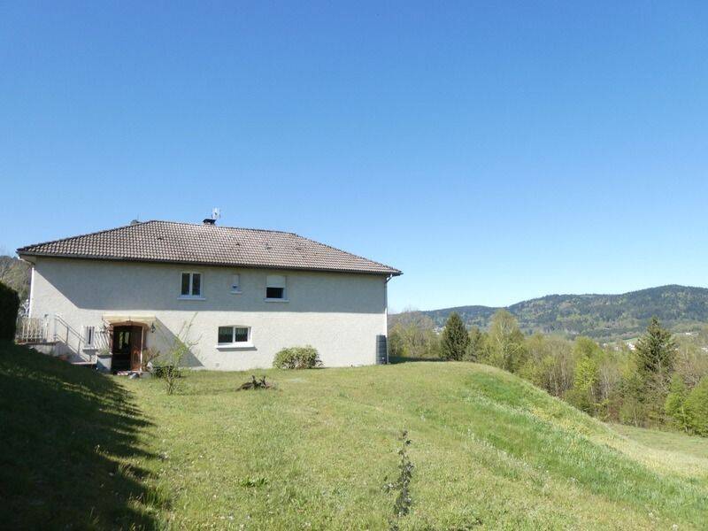 Maison 7 pièces 235 m² · à Le Syndicat · 235 m² · 564 000 €