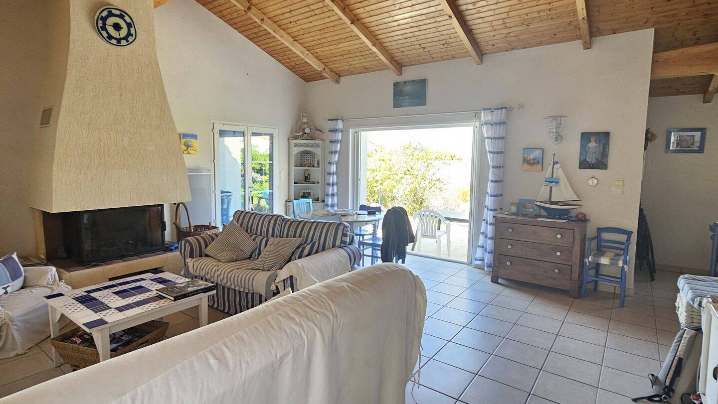 Maison 5 pièces 104 m² · à Barbâtre · 104 m² · 378 000 €