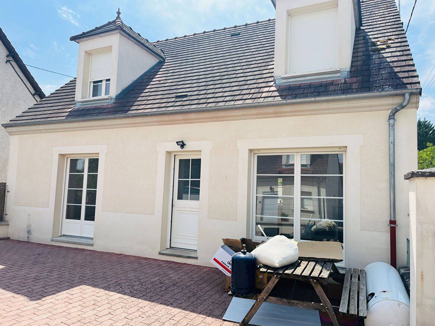 Maison 5 pièces 115 m² · à Appoigny · 115 m² · 215 000 €