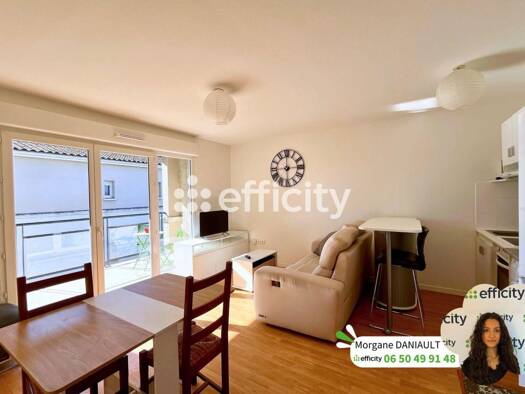 Appartement à vendre 110 000 € 2 pièces 1 chambre 39,7 m² Étage 2/2 Poitiers Ouest-Demi Lune-République-Bel Air Poitiers 86000