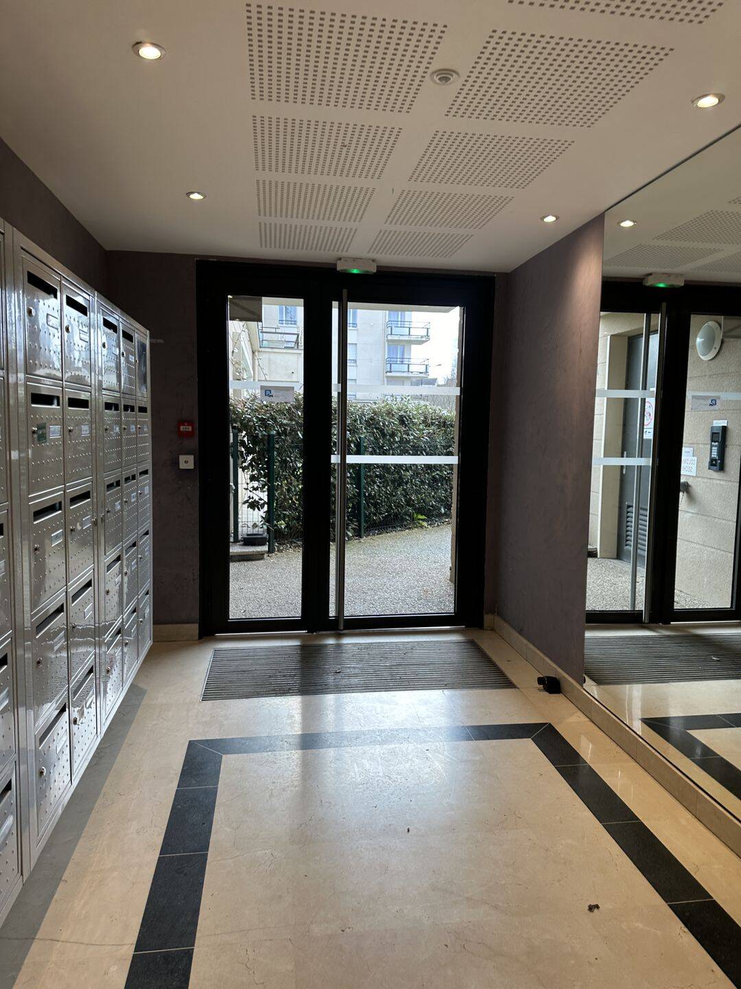 Appartement 2 pièces 47 m² · à Dammarie-les-Lys · 47 m² · 135 000 €
