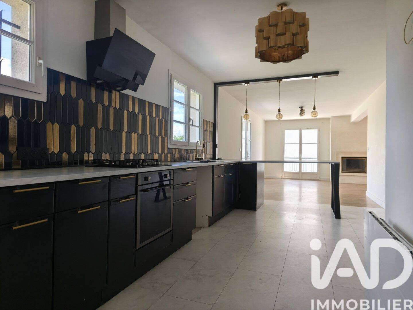 Maison 6 pièces 170 m² · à Vernou-sur-Brenne · 170 m² · 368 000 €