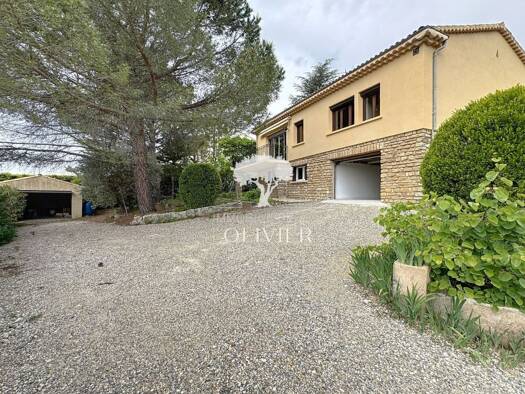 Maison à vendre 380 000 € 5 pièces 4 chambres 125 m² 1 617 m² de terrain Villars 84400