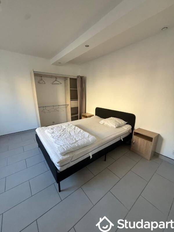 Appartement 3 pièces 72 m² · à Vénissieux · 72 m² · 1 165 €