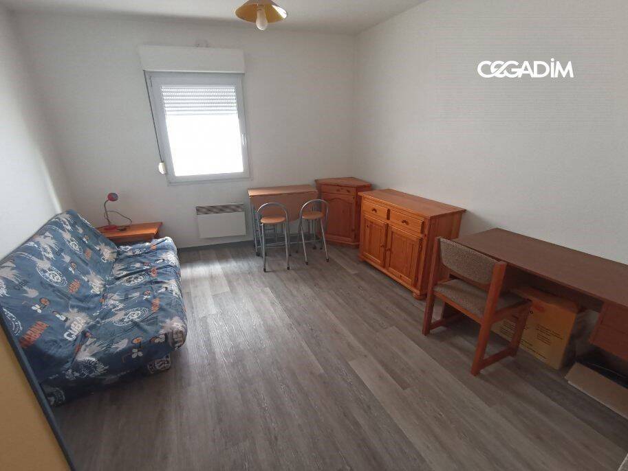 Appartement 1 pièce 23 m² · à Clermont-Ferrand · 23 m² · 350 €