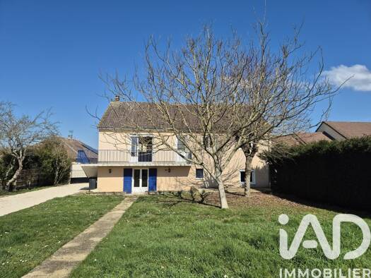 Pavillon à vendre 183 000 € 6 pièces 4 chambres 143 m² 681 m² de terrain Gurgy 89250