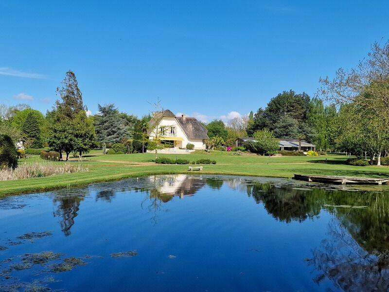 Maison 9 pièces 320 m² · à Hillion · 320 m² · 1 102 500 €