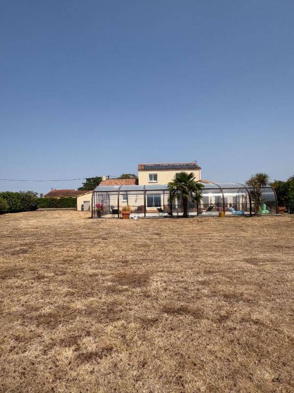 Maison 7 pièces 160 m² · à Saint-Hilaire-de-Clisson · 160 m² · 486 920 €