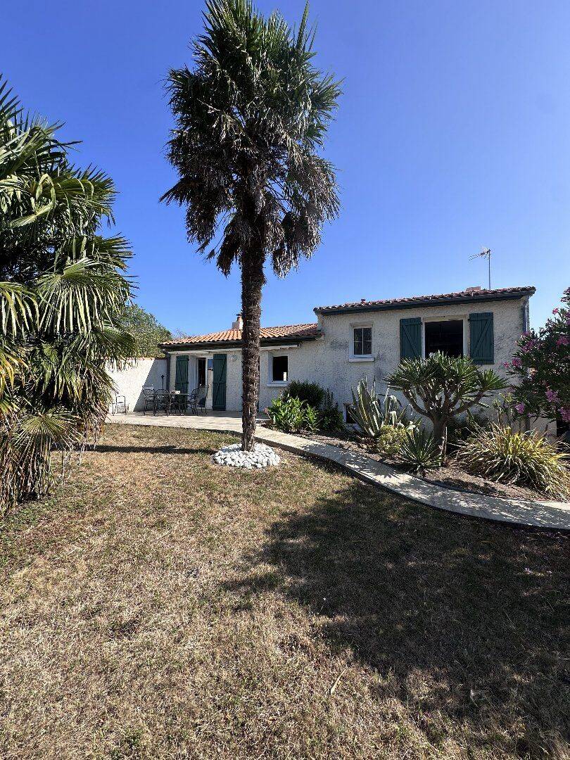 Maison 5 pièces 99 m² · à Montaigu-Vendée · 99 m² · 344 000 €