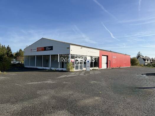 Local commercial à vendre 316 100 € 515 m² de surface de vente Nord Est Condé-en-Normandie 14110