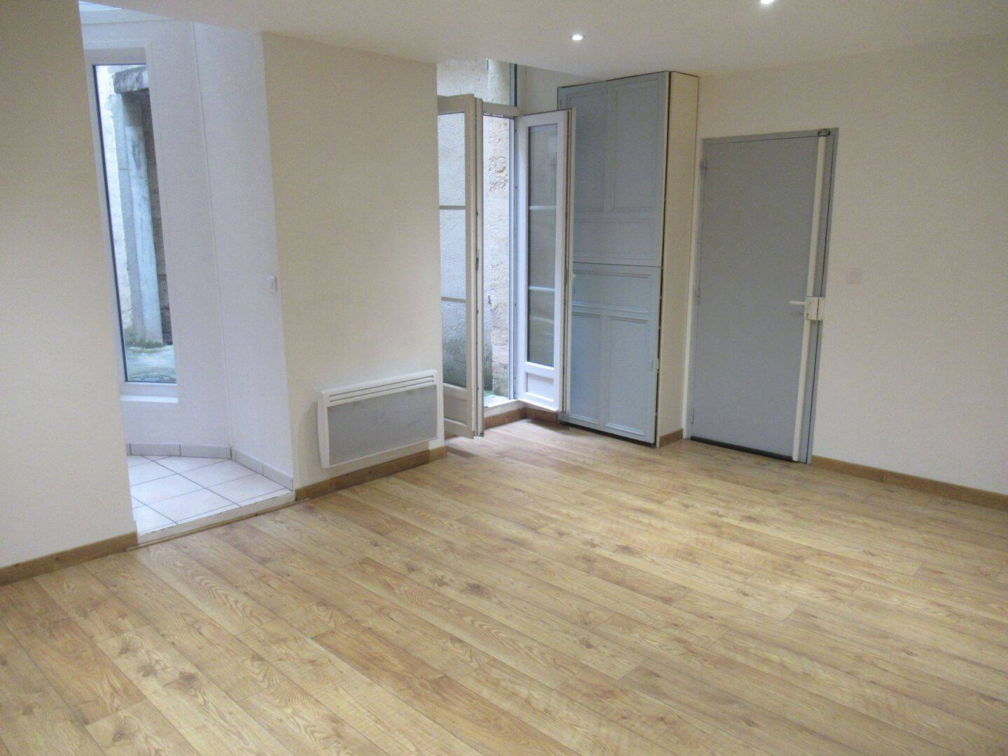 Appartement 3 pièces 56 m² · à Bordeaux · 56 m² · 880 €/mois