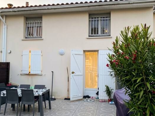 Maison de ville à vendre 165 000 € 2 pièces 1 chambre 54 m² 130 m² de terrain Centre Parempuyre 33290