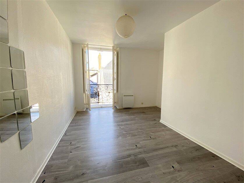 Appartement 1 pièce 17 m² · à Nantes · 17 m² · 496 €/mois