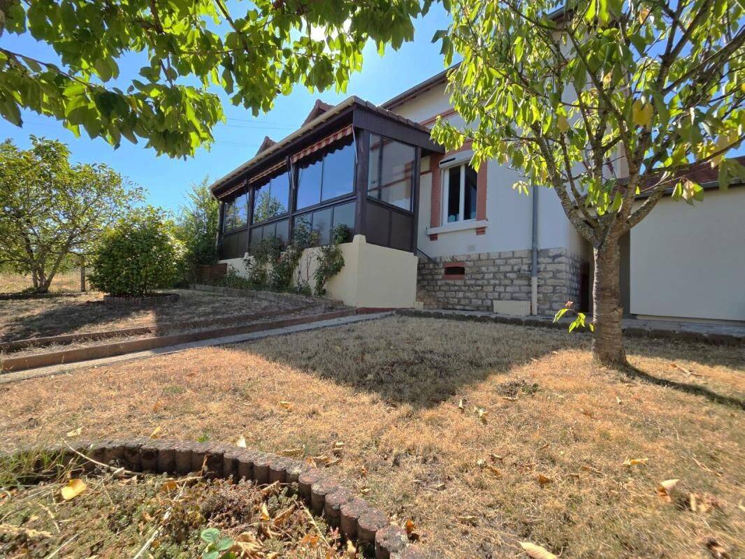 Maison 3 pièces 93 m² · à Montceau-les-Mines · 93 m² · 89 000 €