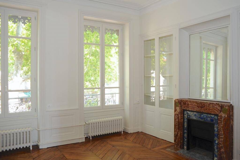 Appartement 5 pièces 99 m² · à Lyon 4ème Arrondissement · 99 m² · 1 615 €