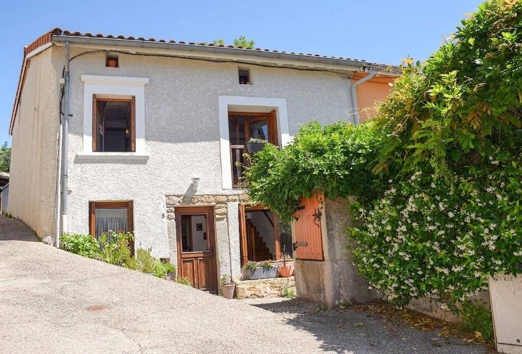 Maison 3 pièces 61 m² · à Saint-Priest-en-Jarez · 61 m² · 199 500 €