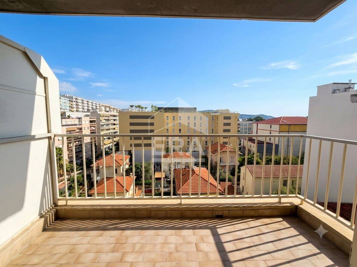 Appartement 3 pièces 57 m² · à Nice · 57 m² · 205 000 €