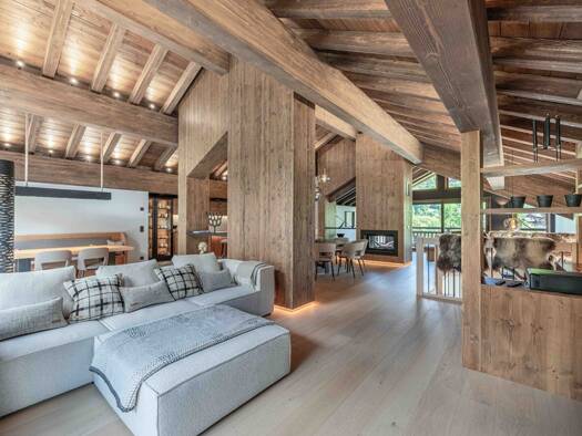 Chalet à vendre 5 650 000 € 7 pièces 5 chambres 272 m² Les Allues 73550