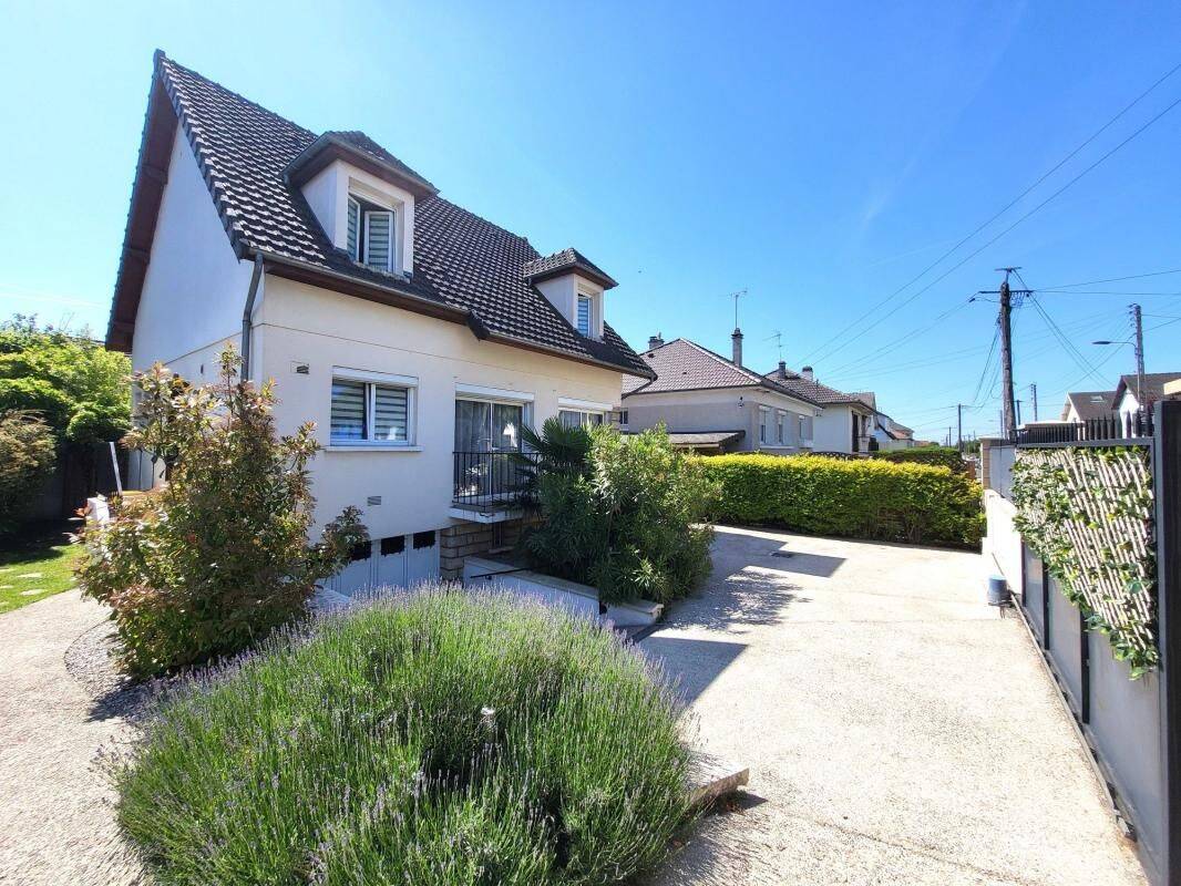 Maison 5 pièces 122 m² · à Taverny · 122 m² · 485 000 €