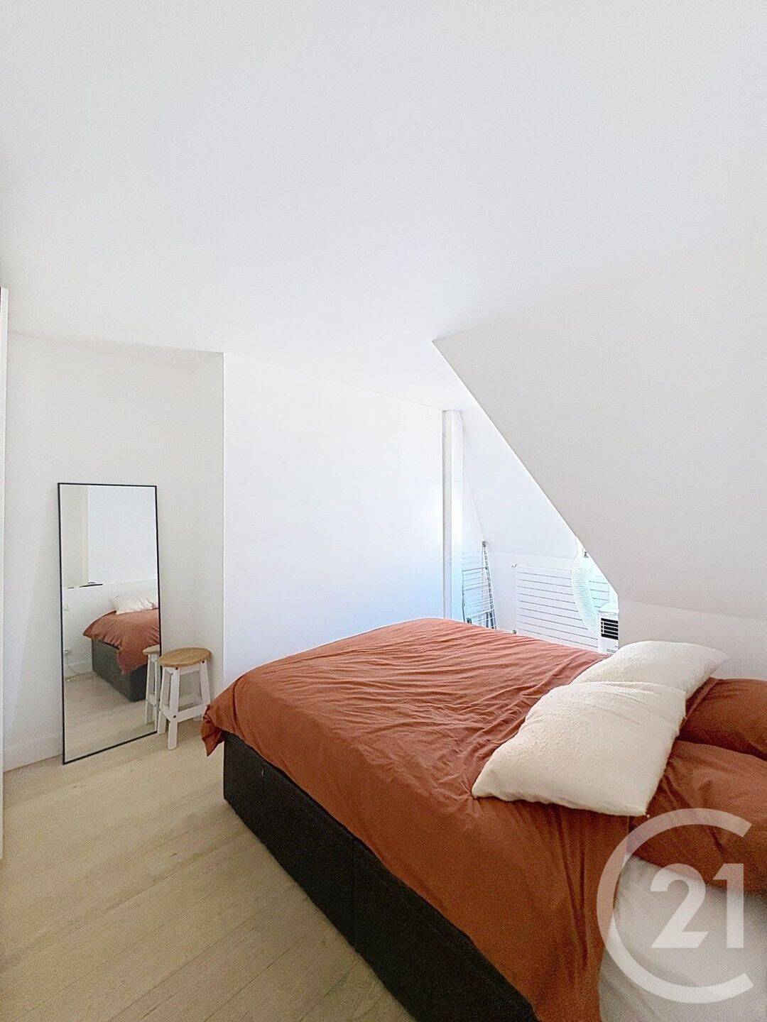 Appartement 2 pièces 29 m² · à Neuilly-sur-Seine · 28,9 m² · 1 676 €