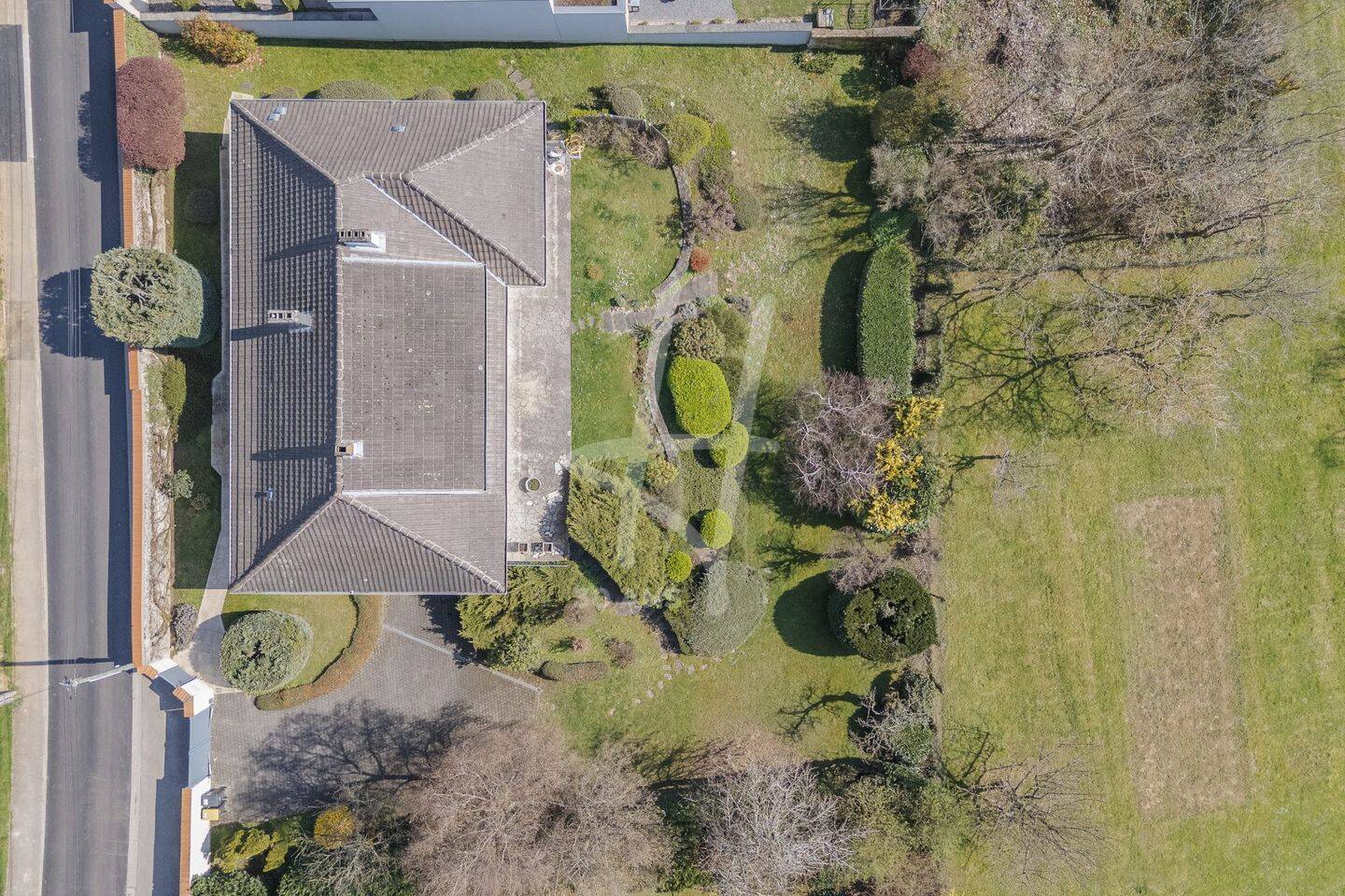 Maison 6 pièces 180 m² · à Lessy · 180 m² · 499 000 €