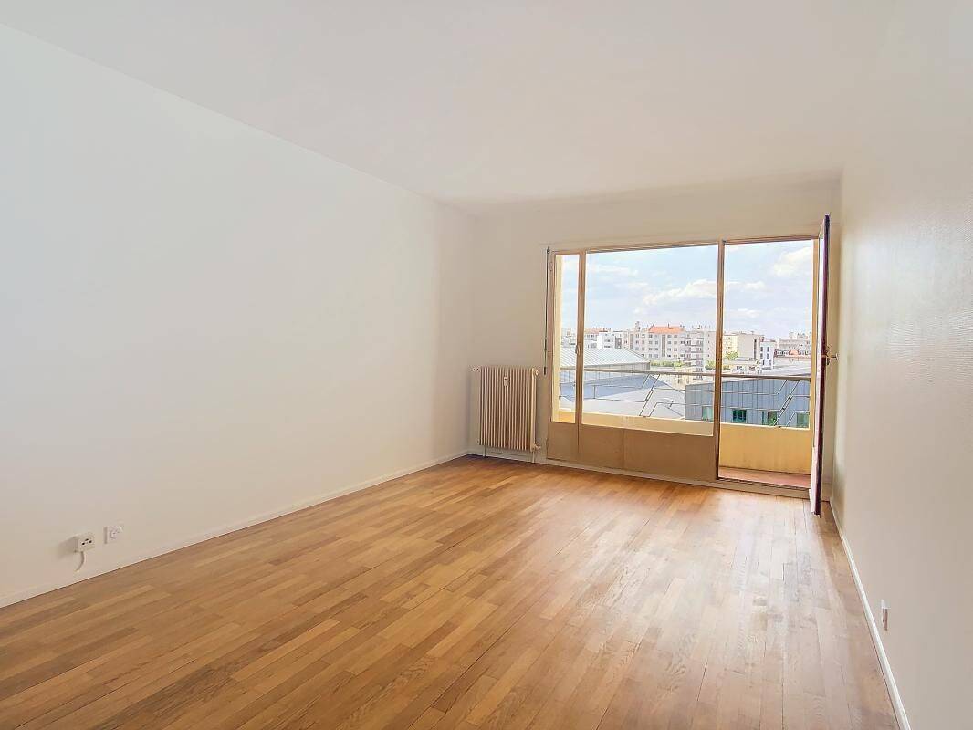 Appartement 2 pièces 55 m² · à Lyon 8ème Arrondissement · 55 m² · 916 €